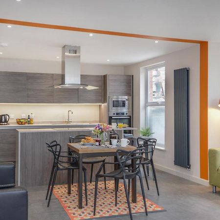 Apartment Three - Free Private Car Park - Sleeps 6 - 3 Shower Rooms - By Ocean City Retreats Plymouth Exteriör bild