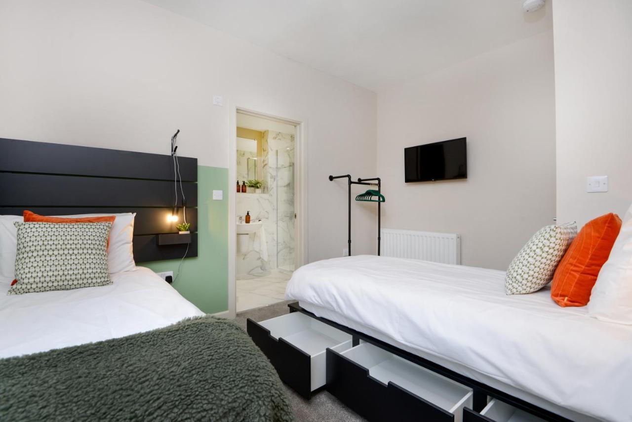 Apartment Three - Free Private Car Park - Sleeps 6 - 3 Shower Rooms - By Ocean City Retreats Plymouth Exteriör bild