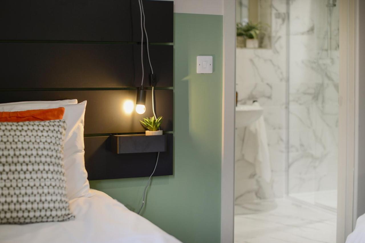 Apartment Three - Free Private Car Park - Sleeps 6 - 3 Shower Rooms - By Ocean City Retreats Plymouth Exteriör bild