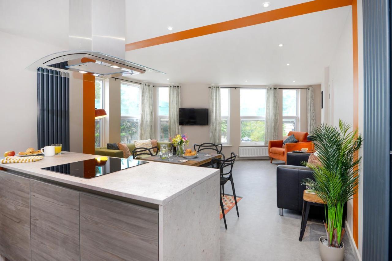 Apartment Three - Free Private Car Park - Sleeps 6 - 3 Shower Rooms - By Ocean City Retreats Plymouth Exteriör bild