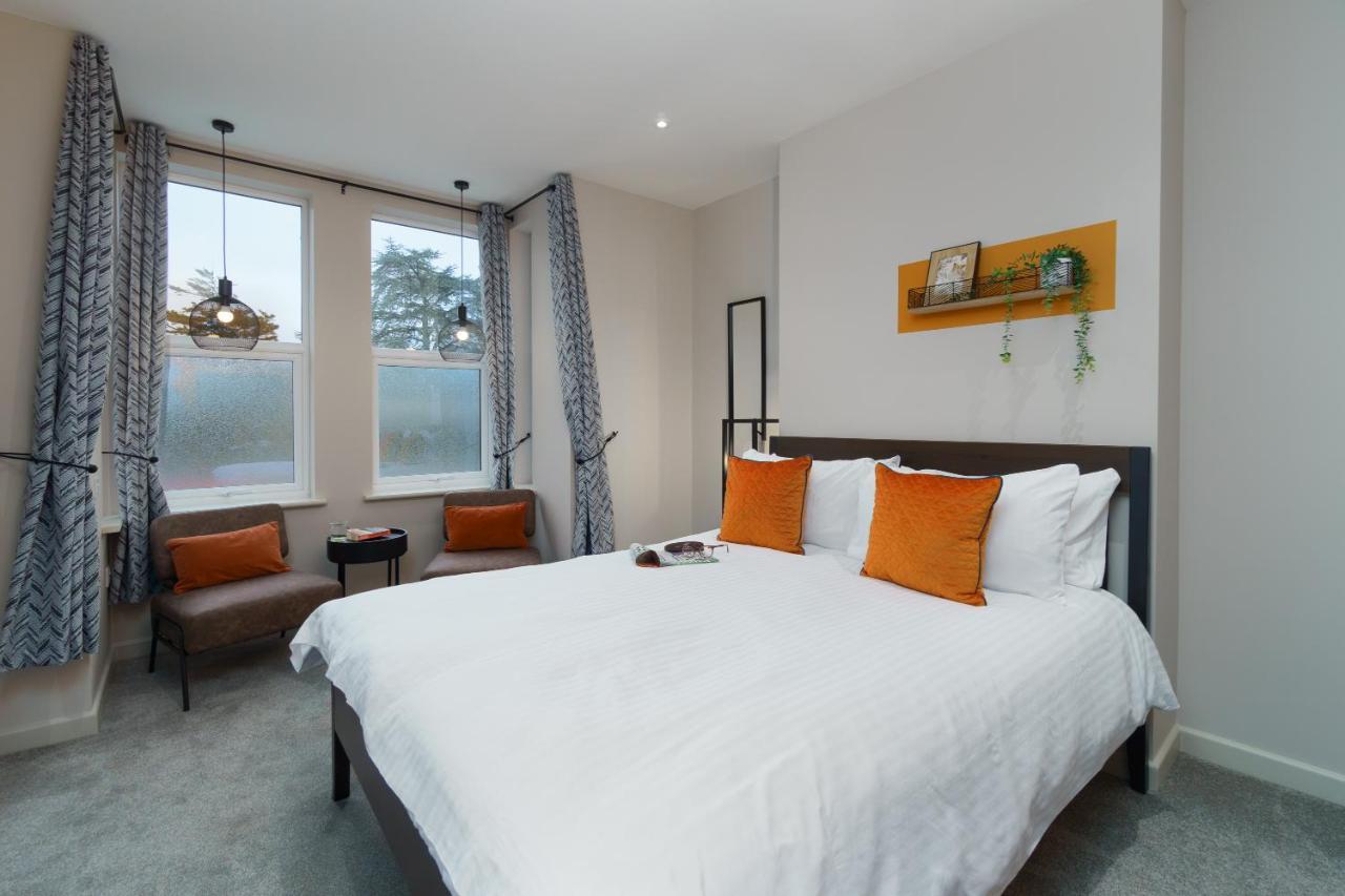 Apartment Three - Free Private Car Park - Sleeps 6 - 3 Shower Rooms - By Ocean City Retreats Plymouth Exteriör bild