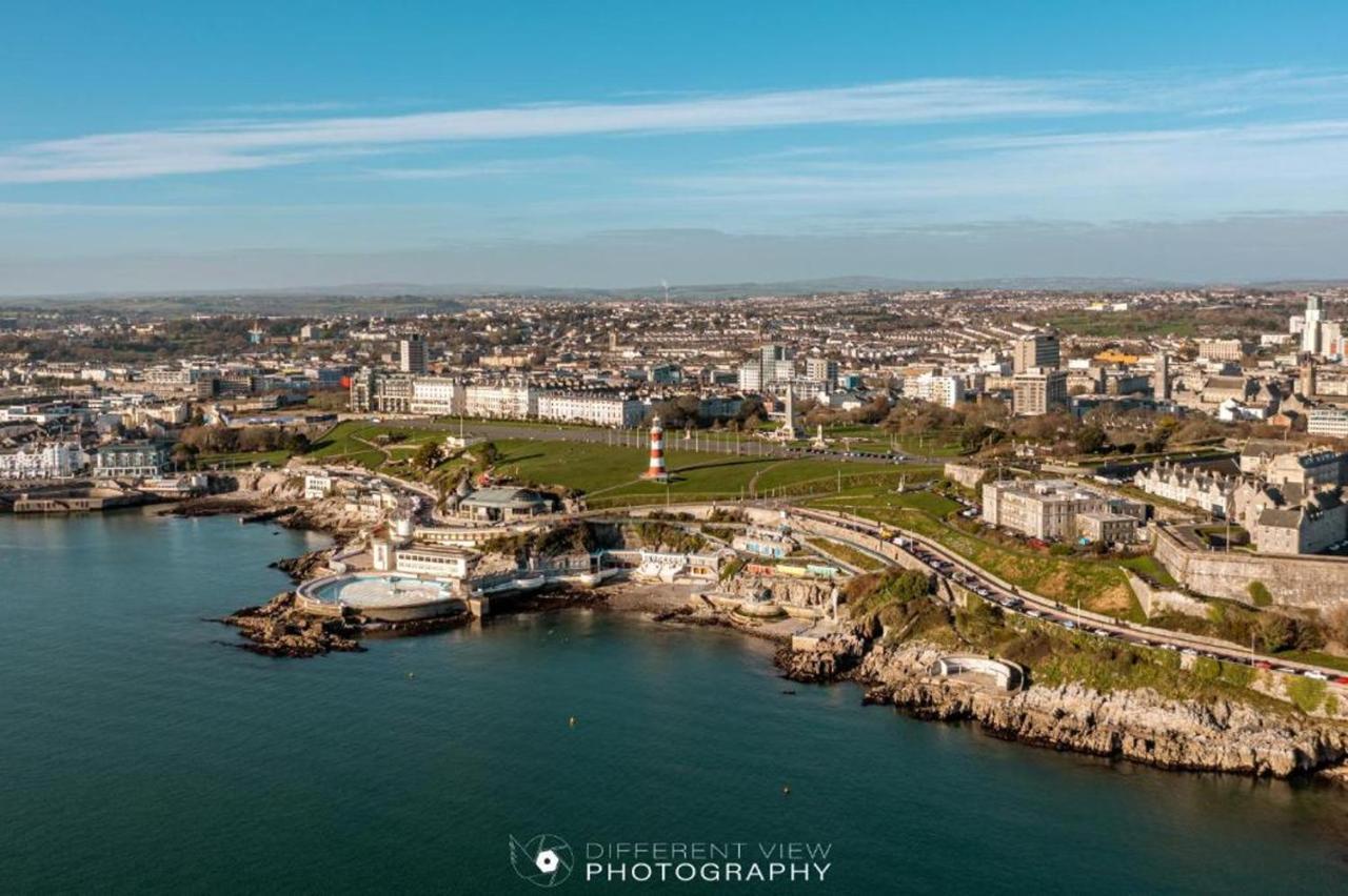 Apartment Three - Free Private Car Park - Sleeps 6 - 3 Shower Rooms - By Ocean City Retreats Plymouth Exteriör bild