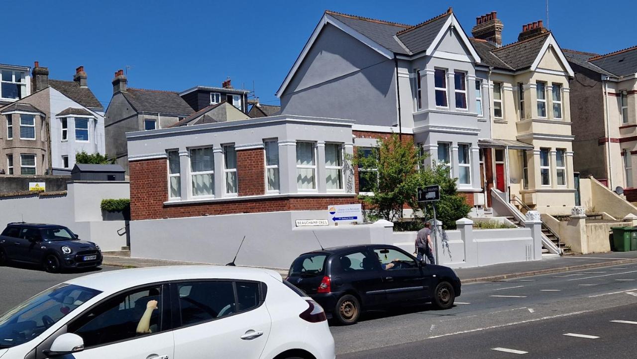 Apartment Three - Free Private Car Park - Sleeps 6 - 3 Shower Rooms - By Ocean City Retreats Plymouth Exteriör bild