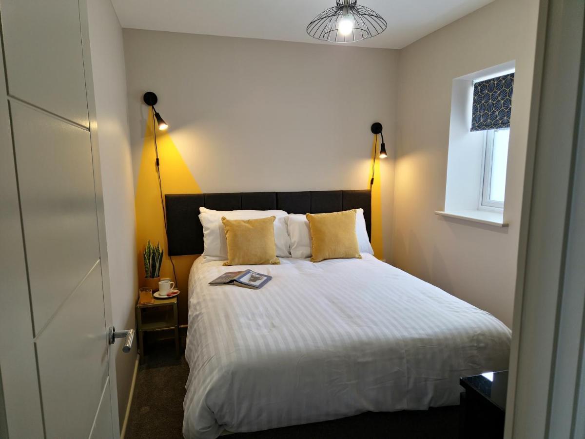 Apartment Three - Free Private Car Park - Sleeps 6 - 3 Shower Rooms - By Ocean City Retreats Plymouth Exteriör bild