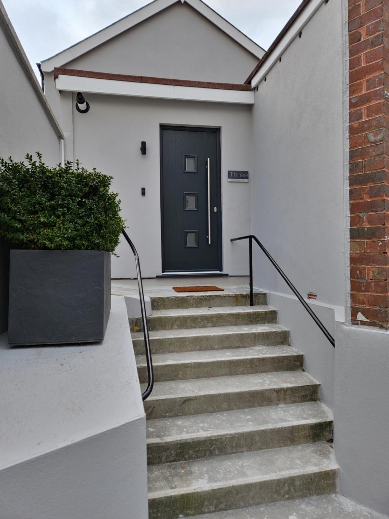 Apartment Three - Free Private Car Park - Sleeps 6 - 3 Shower Rooms - By Ocean City Retreats Plymouth Exteriör bild